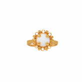 Gemma Ring in Gold with White Agate