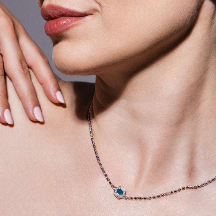 Deco Necklace in Silver With Green, White & Pavé