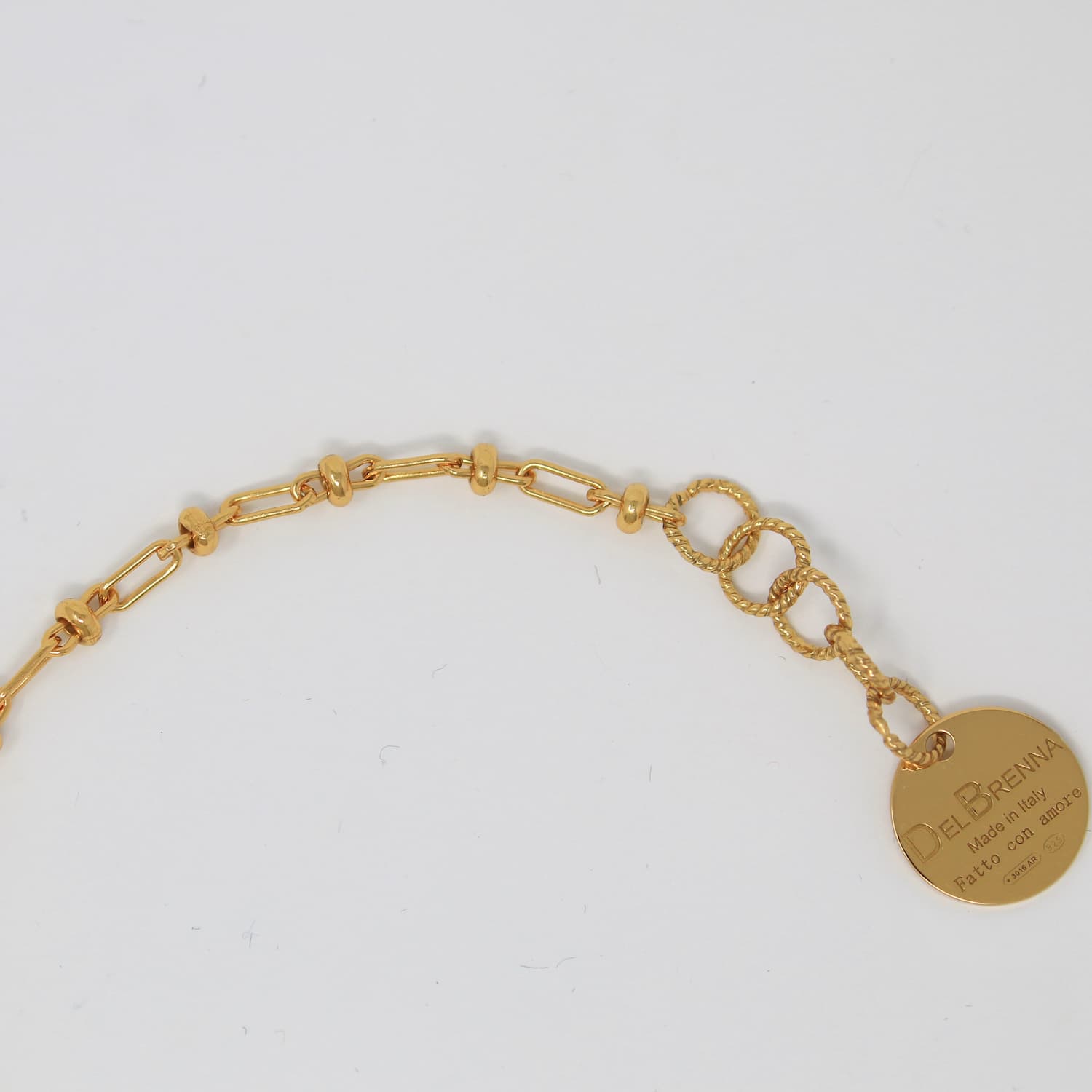 Bella Bracelet in Gold