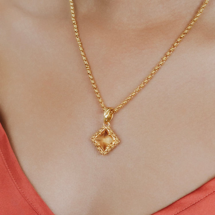 Quadra Pendant in Gold with Citrine