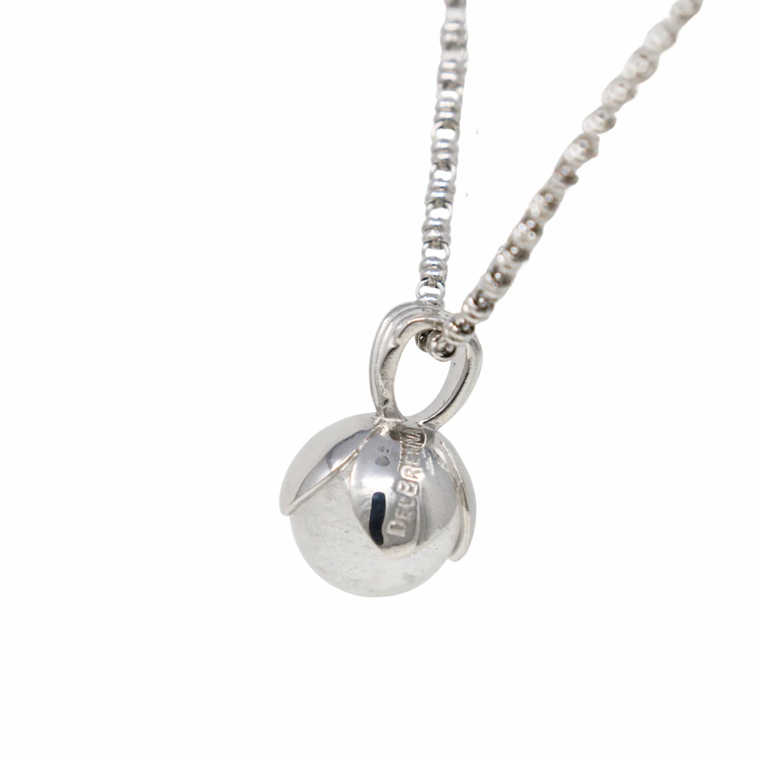 Magnolia Pendant in Silver with Crackle White Agate