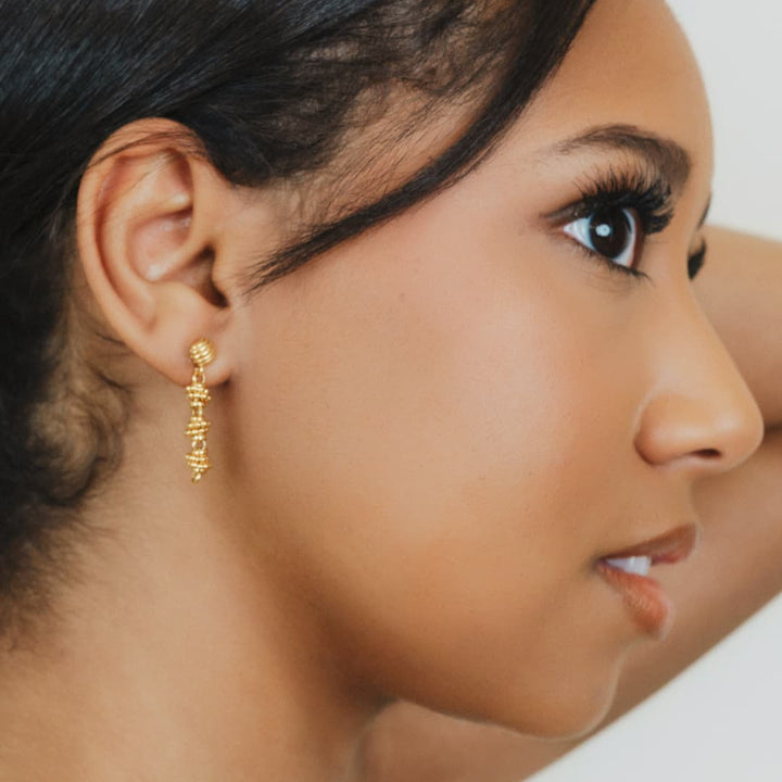 Links Caviar Earrings in Gold