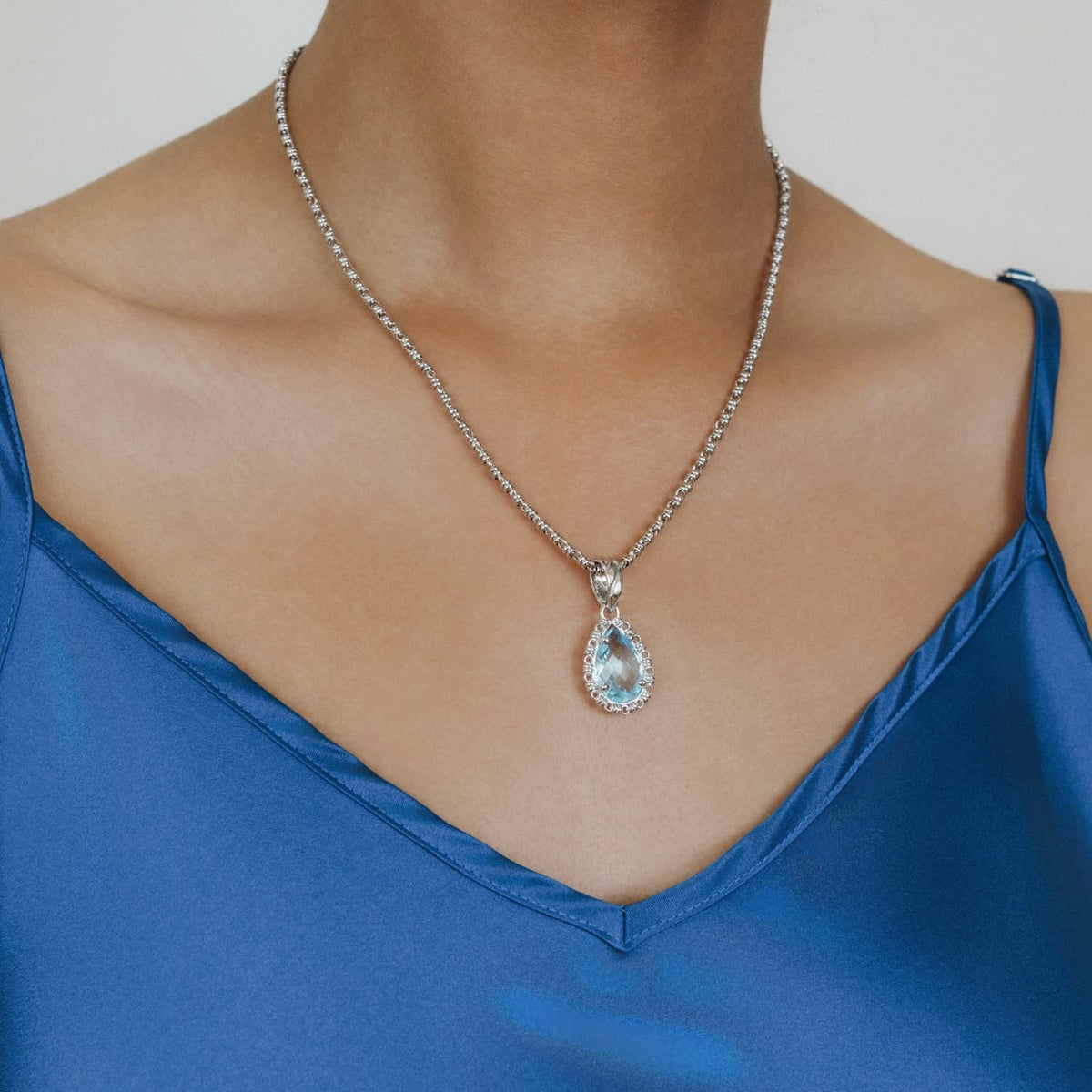 Drop Pendant in Silver with Blue Topaz, Large