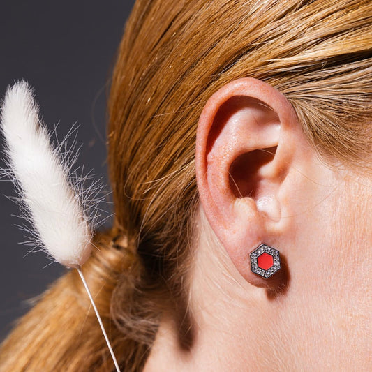 Deco Stud Earrings in Silver With Coral & Pavé