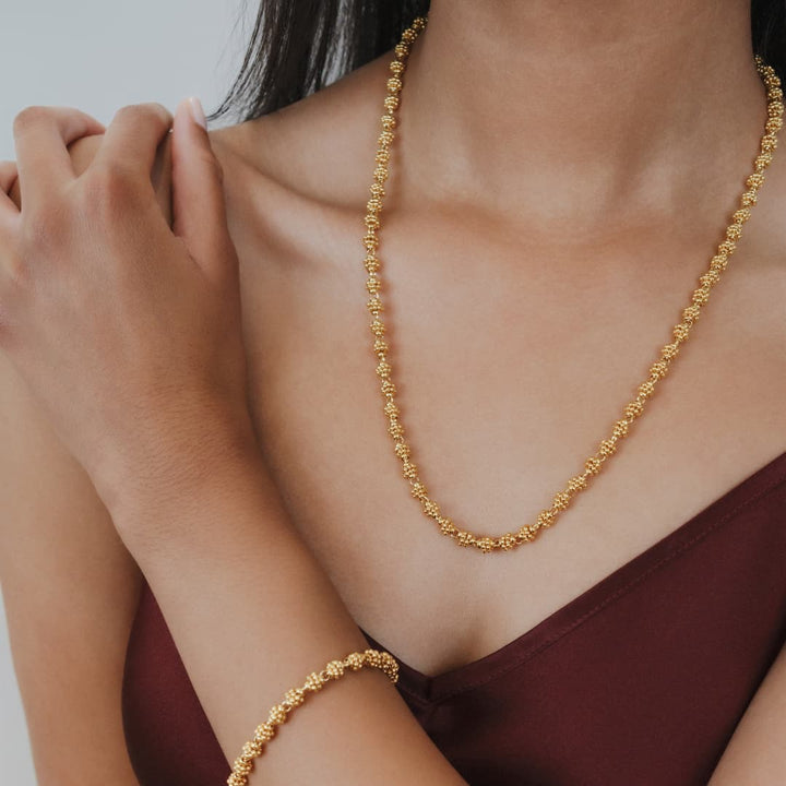 Links Caviar Necklace in Gold