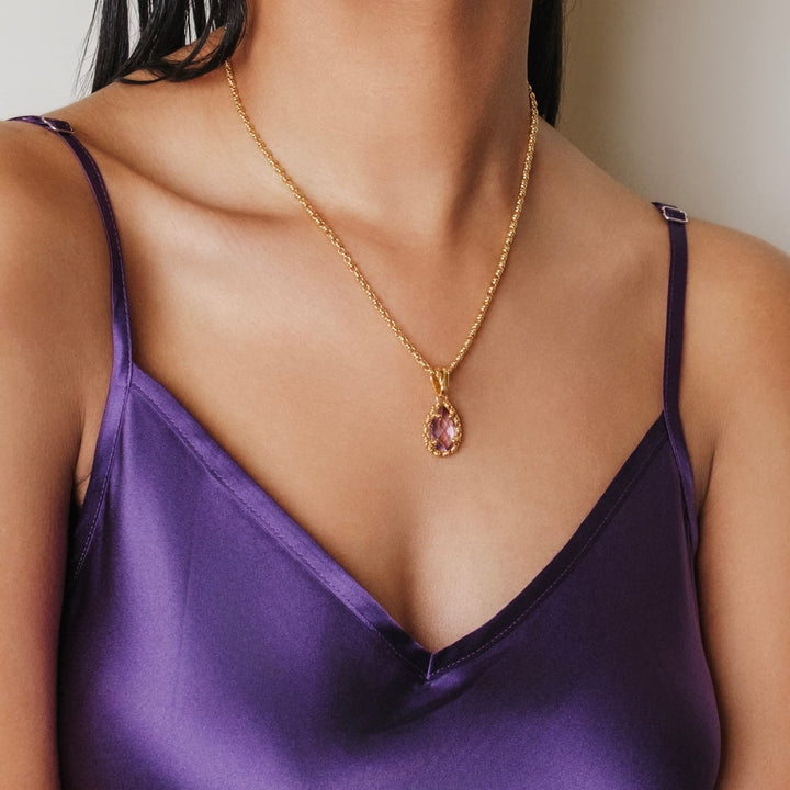 Drop Pendant in Gold with Amethyst, Large