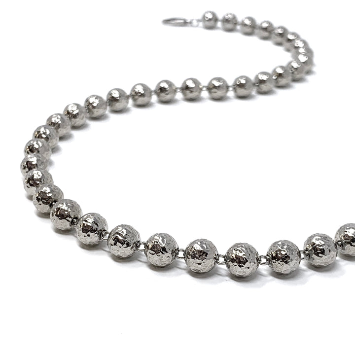 Hammered Beads Necklace in Silver