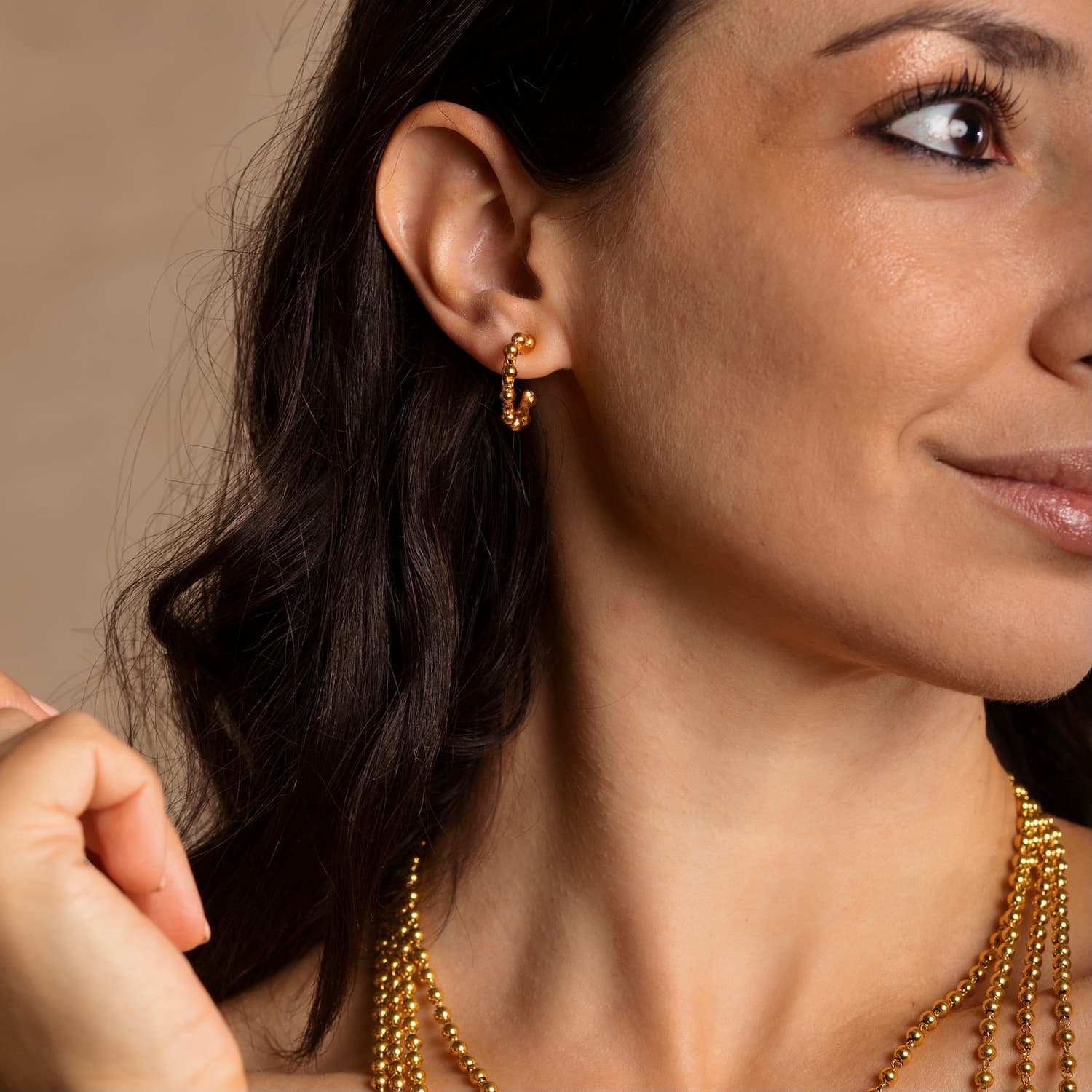 Beads 3mm Hoop Earrings in Gold