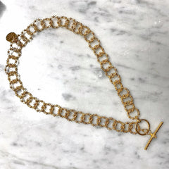 Signorelli Toggle Necklace in Gold