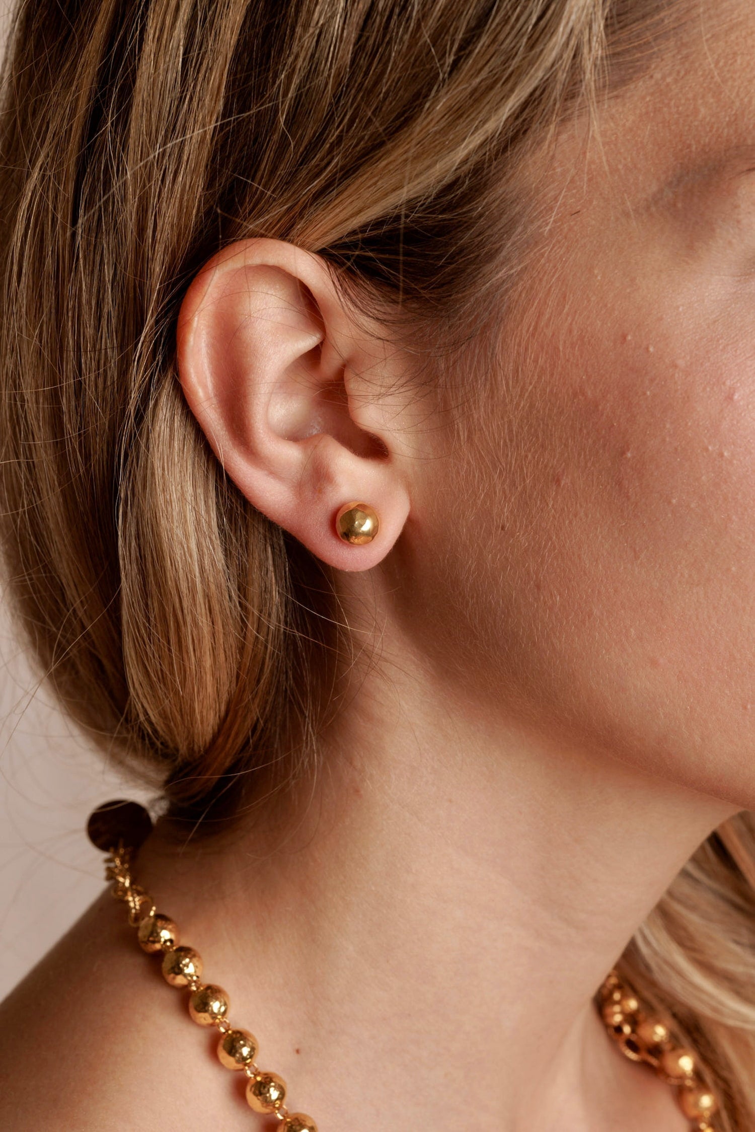 Amazon.com: 14K White Gold 3mm Polished Tiny Ball Bead Unisex Stud Earrings,  Set of 3 Pairs: Clothing, Shoes & Jewelry