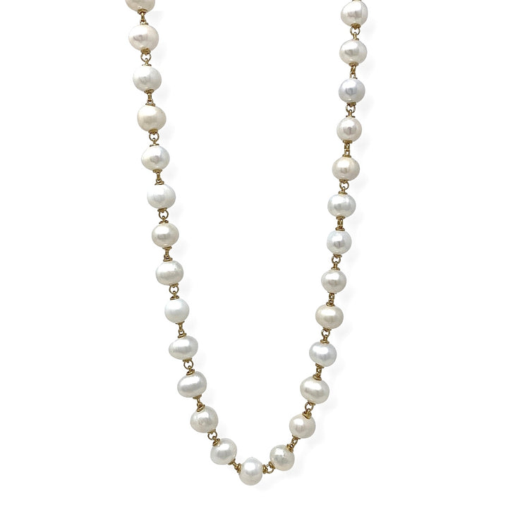 Freshwater Pearls Necklace in Gold