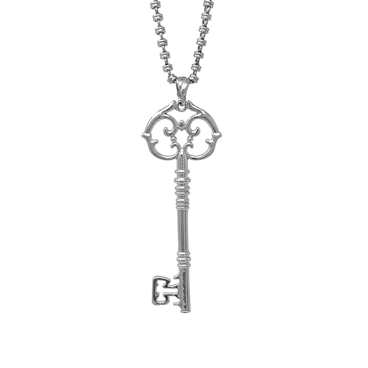 Grande Key Pendant in Silver