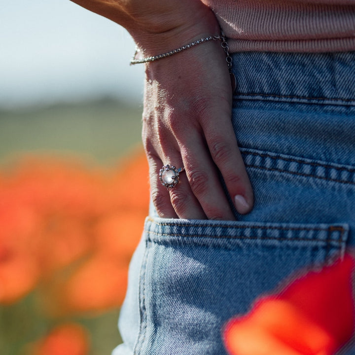 Mini Filary Ring in Silver with Rose Quartz