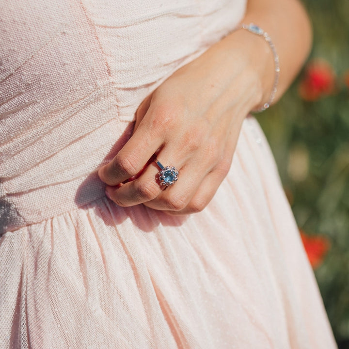 Mini Filary Ring in Silver with Blue Topaz