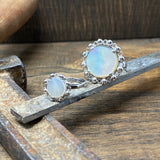 Petite Piazza Ring in Silver with Mother of Pearl