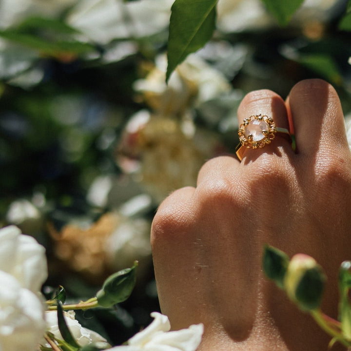 Mini Filary Ring in Gold with Rose Quartz