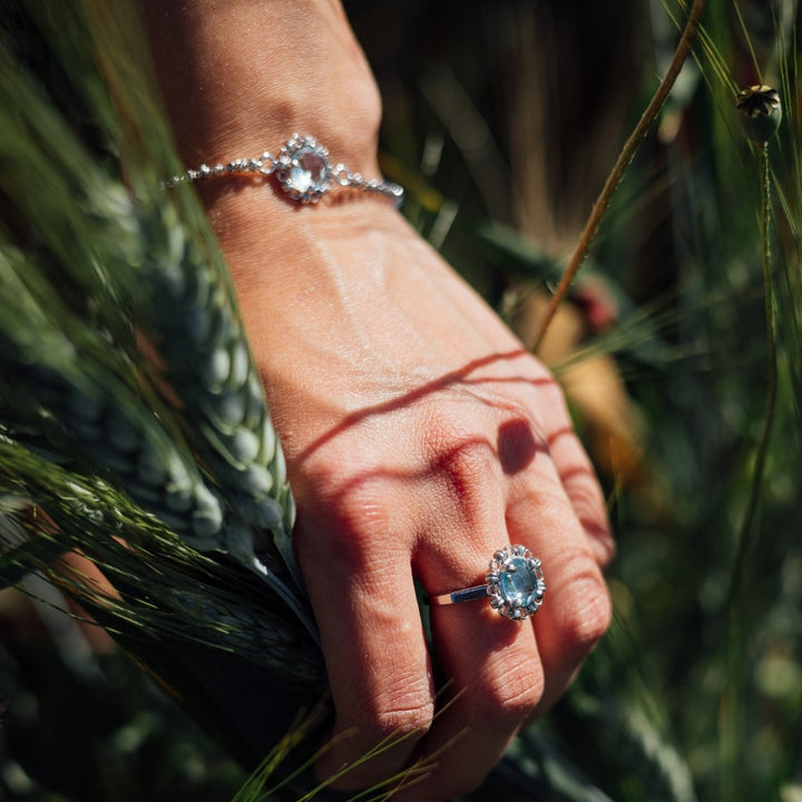 Mini Filary Bracelet in Silver with Blue Topaz