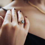 Petite Piazza Ring in Gold with Onyx