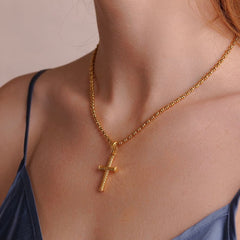 Small Lonestar Cross Pendant in Gold