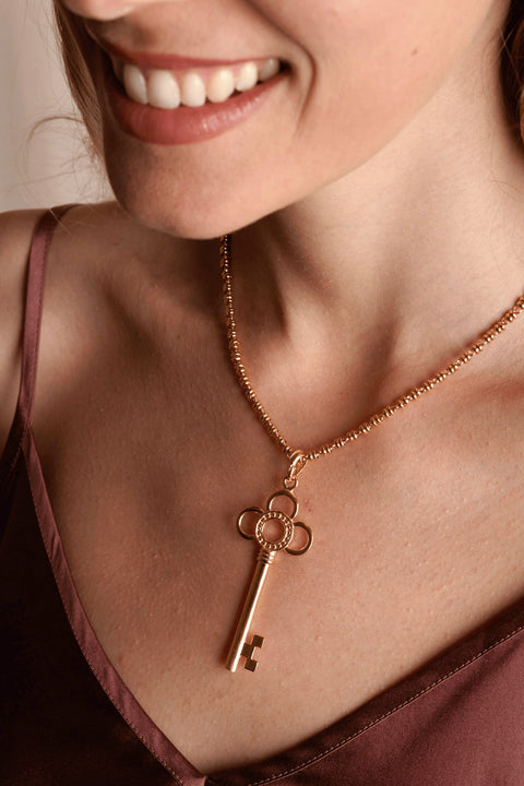 Flower Key Pendant in Gold