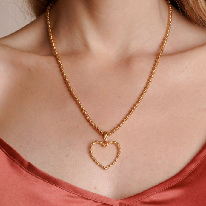 Amore Pendant in Gold