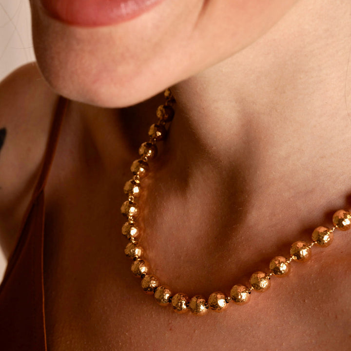 Hammered Beads Necklace in Gold