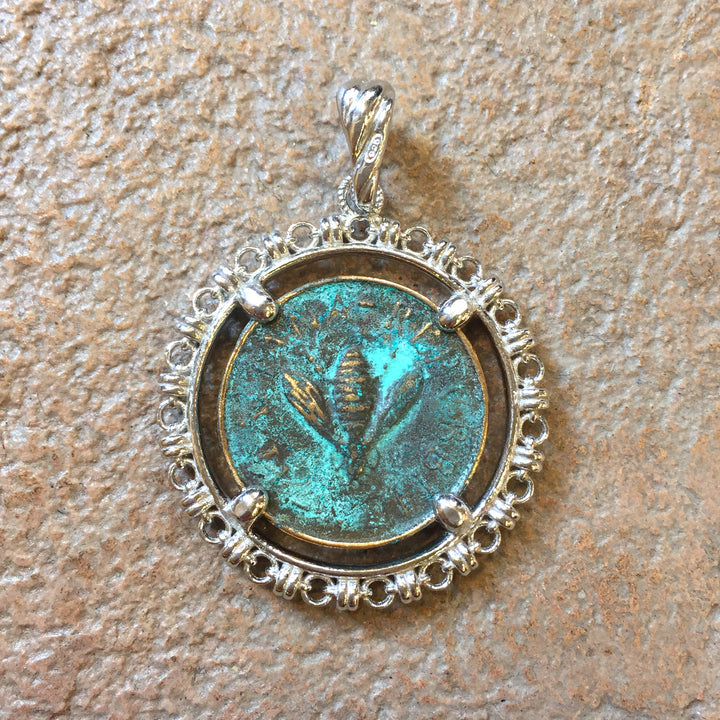 Filary Pendant in Silver with Bee Coin in Green Patina